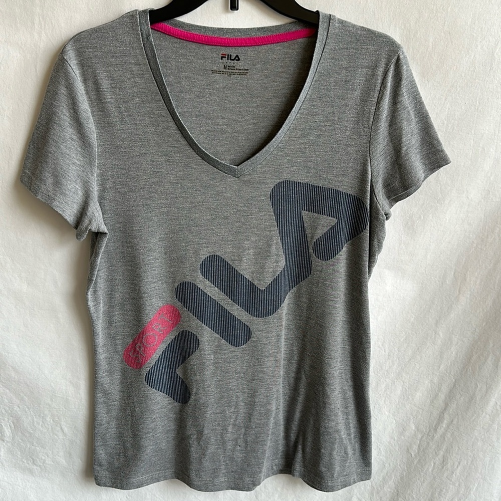 Fila Sport gray V-neck logo T-shirt, size M
